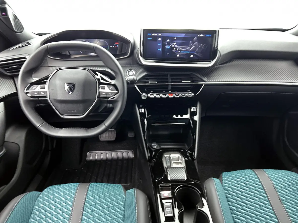 1.2 Hybrid 145pk Envy Automaat | Navigatie | Adaptieve Cruise Control | Camera Voor + Achter | 17"LMV | LED | Climate Control | Draadloze Telefoonlader |