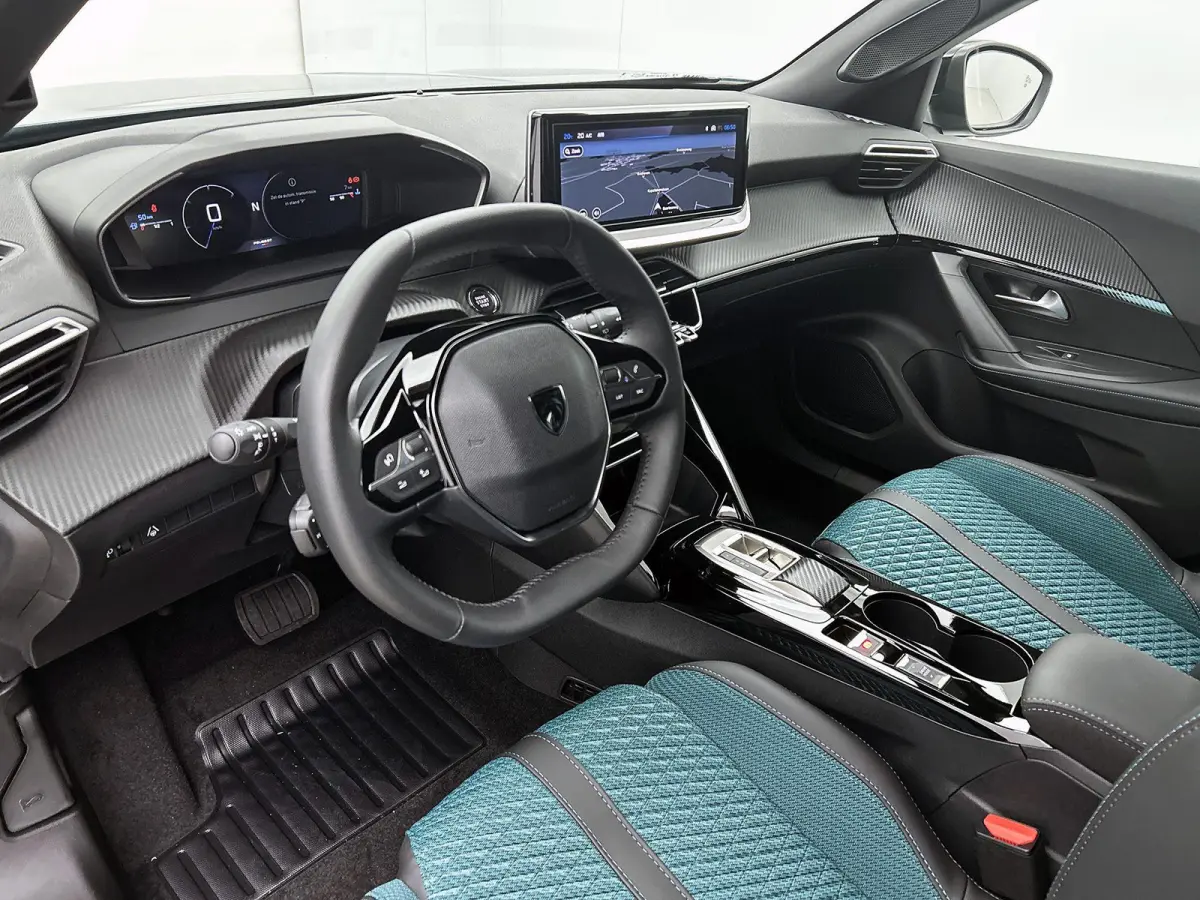 1.2 Hybrid 145pk Envy Automaat | Navigatie | Adaptieve Cruise Control | Camera Voor + Achter | 17"LMV | LED | Climate Control | Draadloze Telefoonlader |