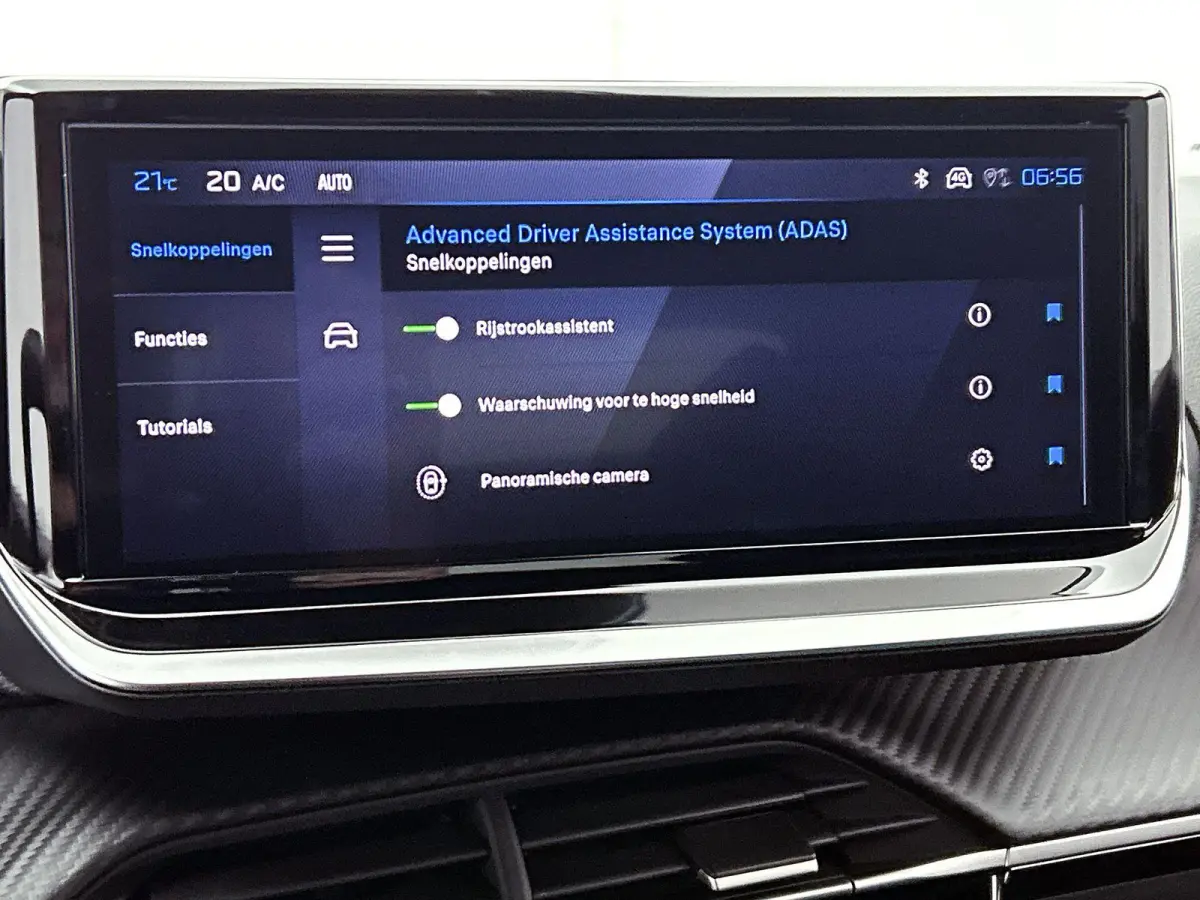 1.2 Hybrid 145pk Envy Automaat | Navigatie | Adaptieve Cruise Control | Camera Voor + Achter | 17"LMV | LED | Climate Control | Draadloze Telefoonlader |