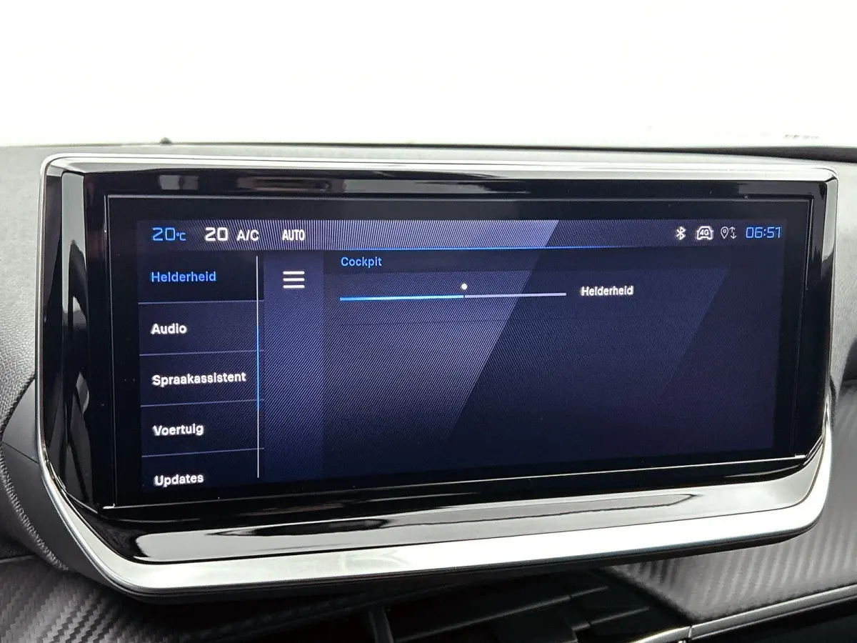 1.2 Hybrid 145pk Envy Automaat | Navigatie | Adaptieve Cruise Control | Camera Voor + Achter | 17"LMV | LED | Climate Control | Draadloze Telefoonlader |