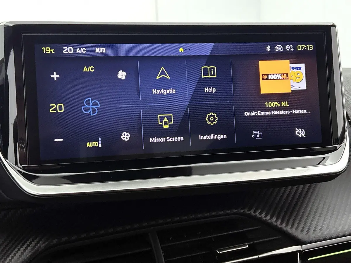 1.2 Hybrid 145pk GT Automaat | Elektrisch Verstelb. Bestuurdersstoel | Alcantara | Navigatie | Camera Voor + Achter | Adaptieve Cruise Control | Dodehoekdetectie | 17"LMV | LED | Climate Con