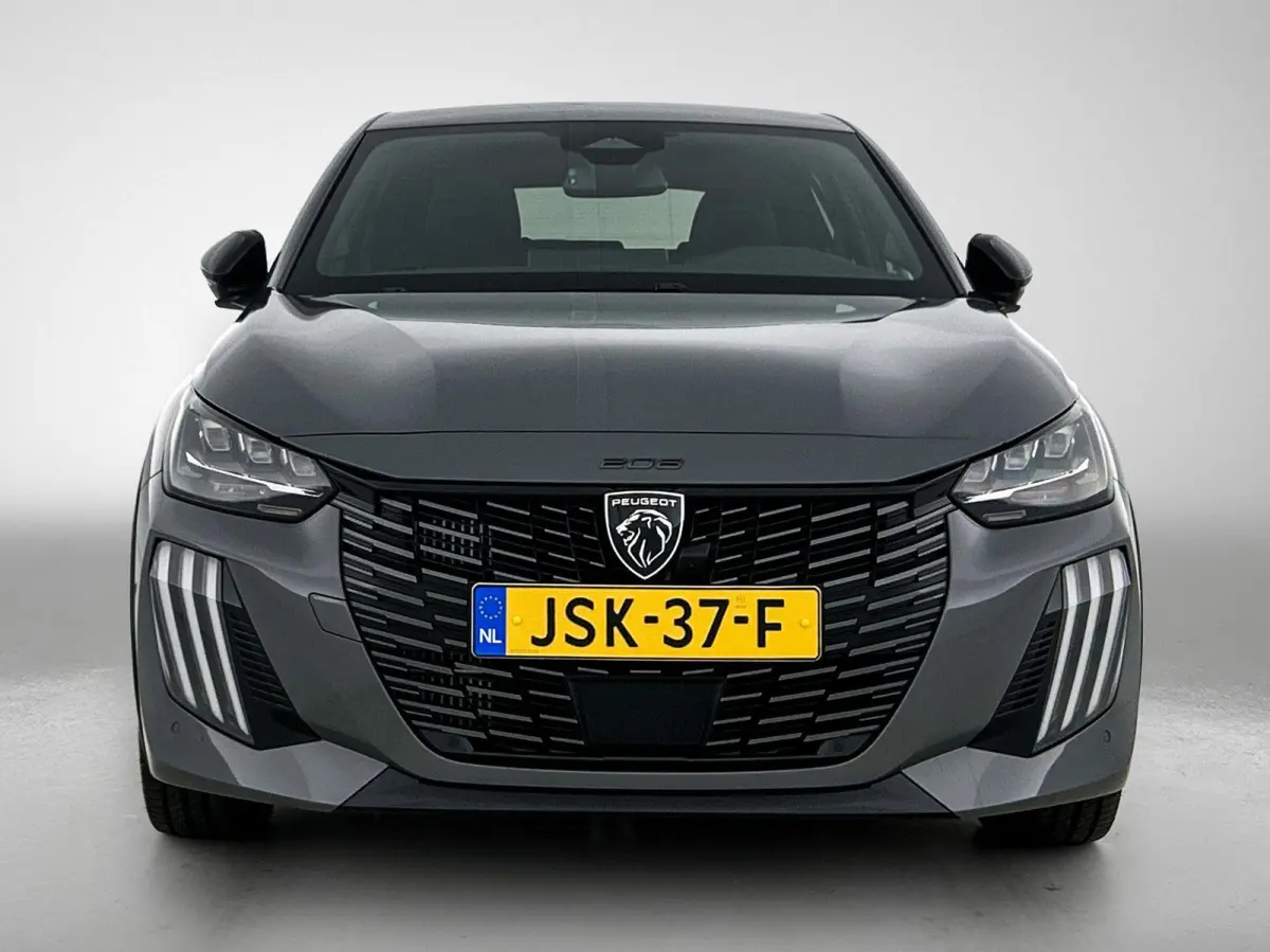 1.2 Hybrid 145pk GT Automaat | Elektrisch Verstelb. Bestuurdersstoel | Alcantara | Navigatie | Camera Voor + Achter | Adaptieve Cruise Control | Dodehoekdetectie | 17"LMV | LED | Climate Con