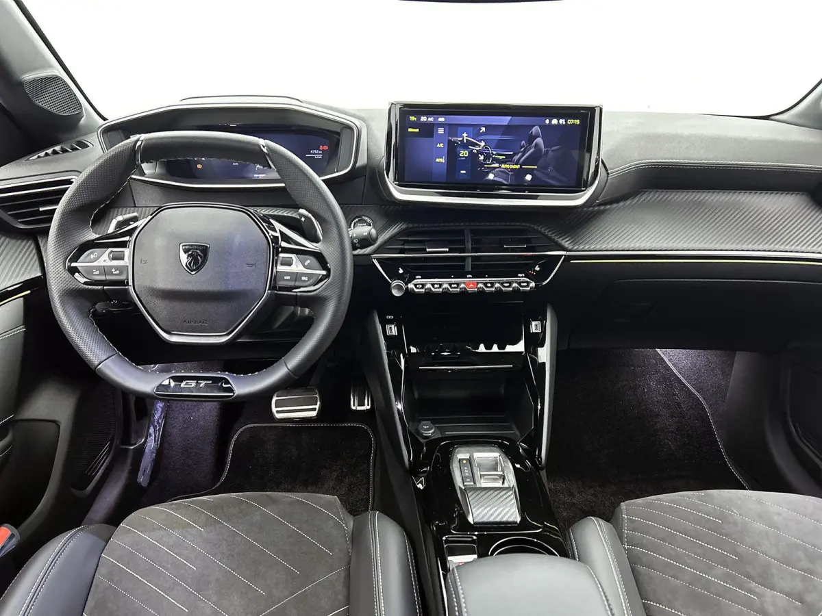 1.2 Hybrid 145pk GT Automaat | Elektrisch Verstelb. Bestuurdersstoel | Alcantara | Navigatie | Camera Voor + Achter | Adaptieve Cruise Control | Dodehoekdetectie | 17"LMV | LED | Climate Con