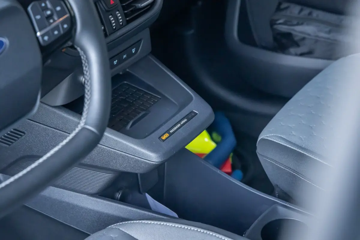 Limited 44 kWh | Trekhaak | Camera | Adap.cruise | Apple Carplay/Android Auto | Stoel+stuur verwarming | Dodehoekdetectie | Achteruitrijcamera | Apple Carplay/Android Auto|telefoonintegratie