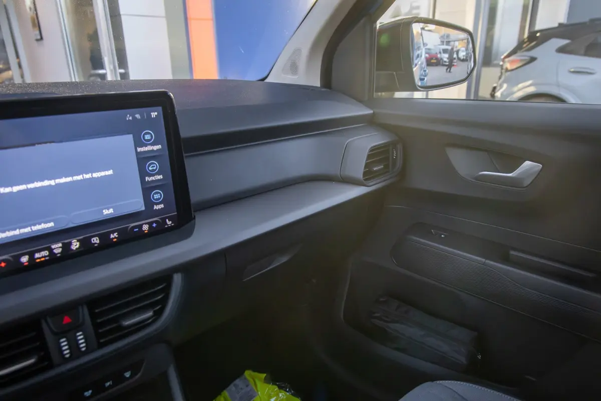 Limited 44 kWh | Trekhaak | Camera | Adap.cruise | Apple Carplay/Android Auto | Stoel+stuur verwarming | Dodehoekdetectie | Achteruitrijcamera | Apple Carplay/Android Auto|telefoonintegratie