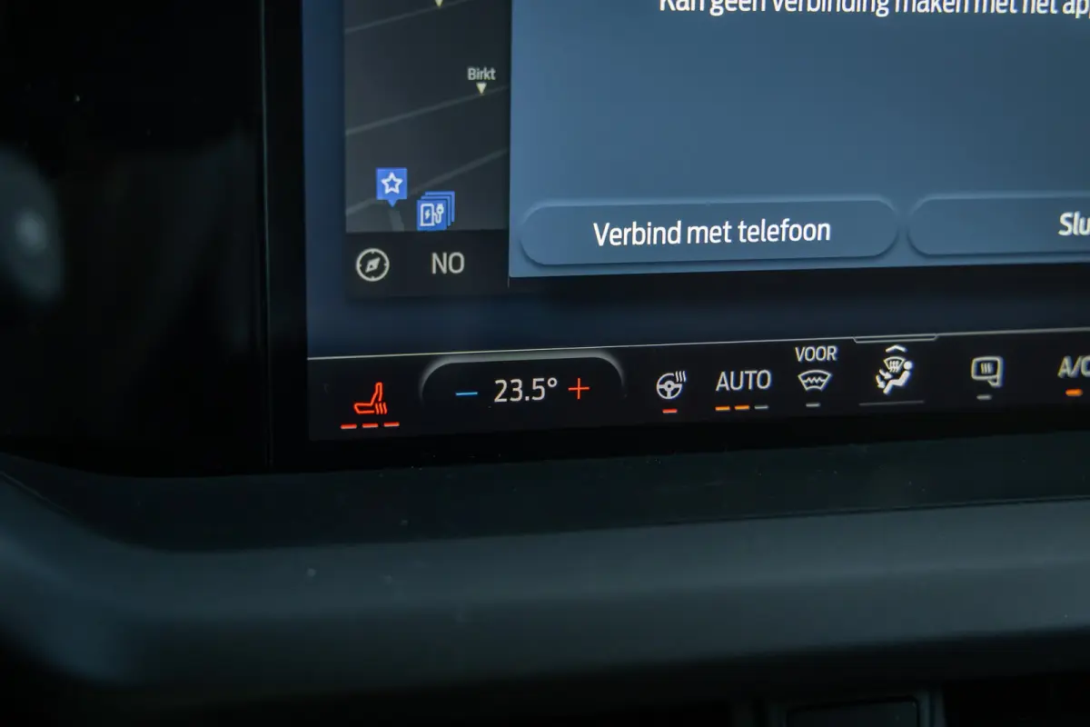 Limited 44 kWh | Trekhaak | Camera | Adap.cruise | Apple Carplay/Android Auto | Stoel+stuur verwarming | Dodehoekdetectie | Achteruitrijcamera | Apple Carplay/Android Auto|telefoonintegratie