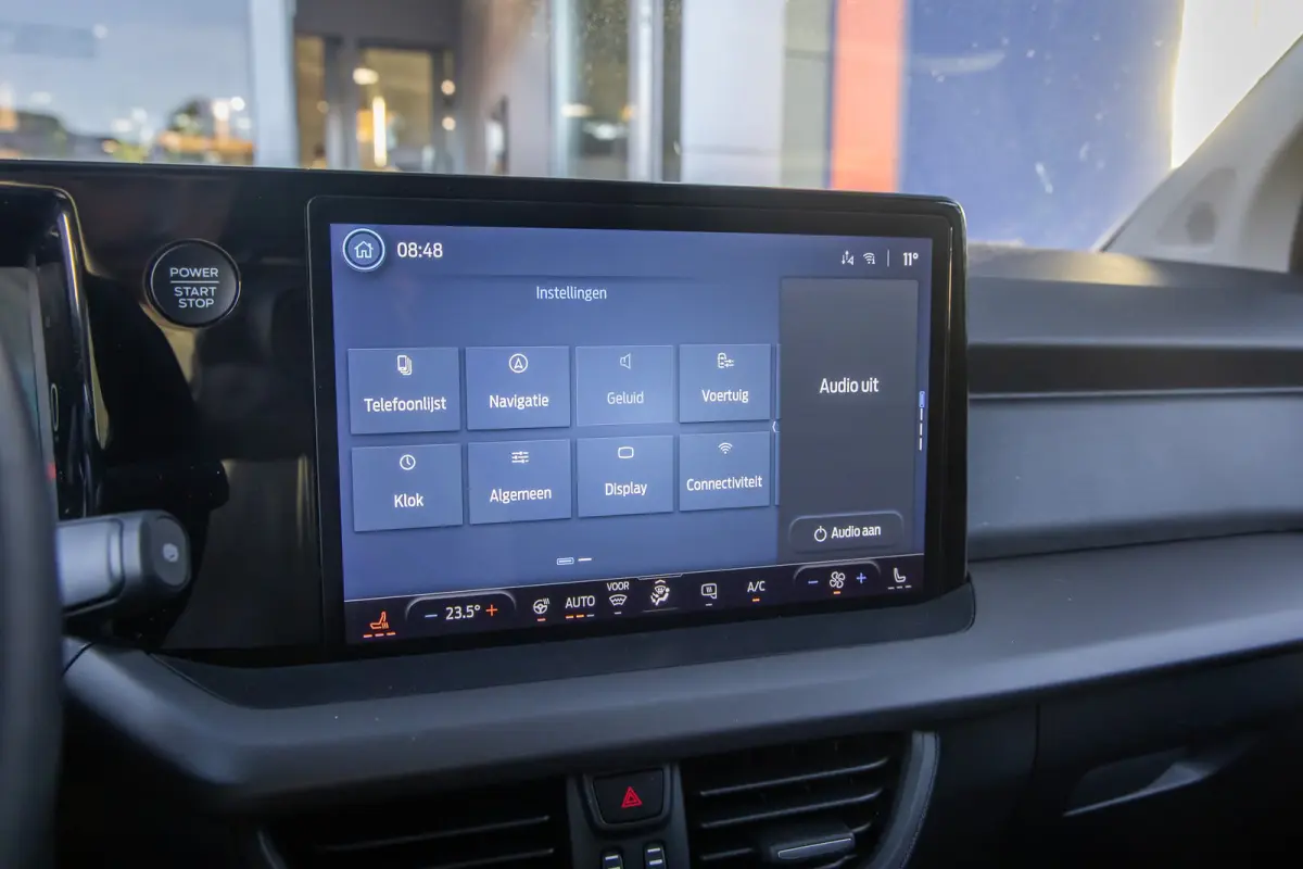 Limited 44 kWh | Trekhaak | Camera | Adap.cruise | Apple Carplay/Android Auto | Stoel+stuur verwarming | Dodehoekdetectie | Achteruitrijcamera | Apple Carplay/Android Auto|telefoonintegratie