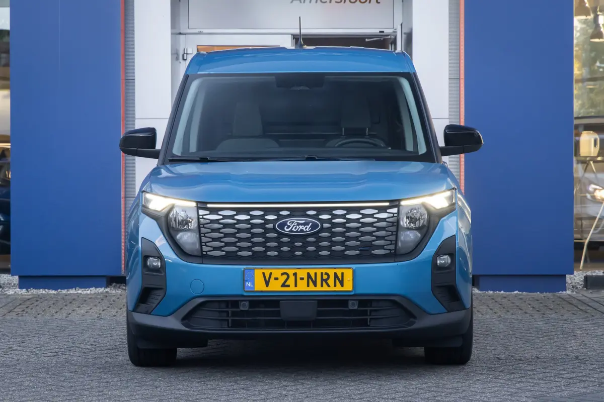 Limited 44 kWh | Trekhaak | Camera | Adap.cruise | Apple Carplay/Android Auto | Stoel+stuur verwarming | Dodehoekdetectie | Achteruitrijcamera | Apple Carplay/Android Auto|telefoonintegratie