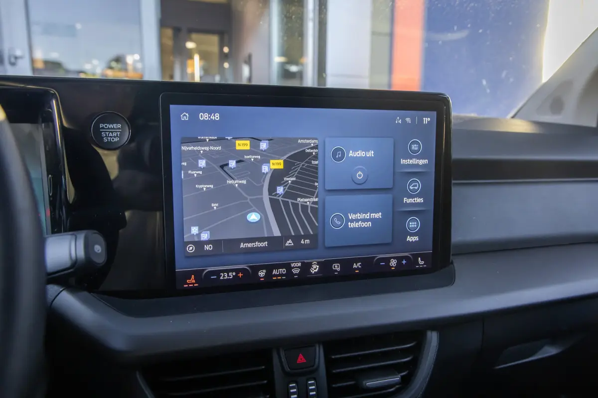 Limited 44 kWh | Trekhaak | Camera | Adap.cruise | Apple Carplay/Android Auto | Stoel+stuur verwarming | Dodehoekdetectie | Achteruitrijcamera | Apple Carplay/Android Auto|telefoonintegratie