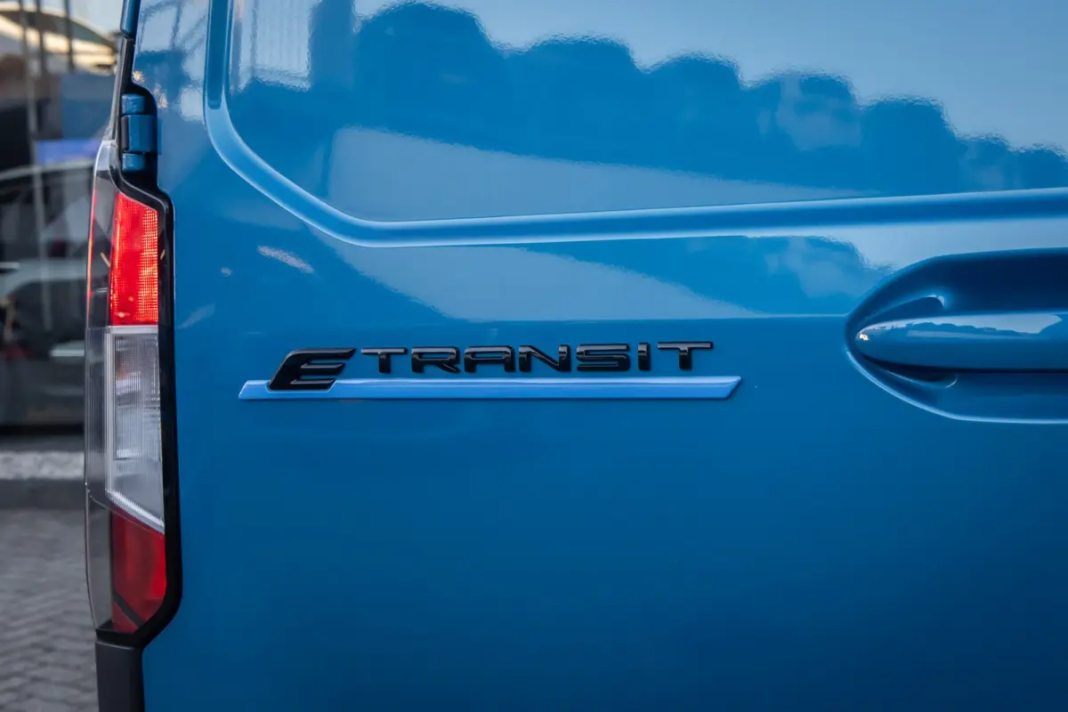 Limited 44 kWh | Trekhaak | Camera | Adap.cruise | Apple Carplay/Android Auto | Stoel+stuur verwarming | Dodehoekdetectie | Achteruitrijcamera | Apple Carplay/Android Auto|telefoonintegratie