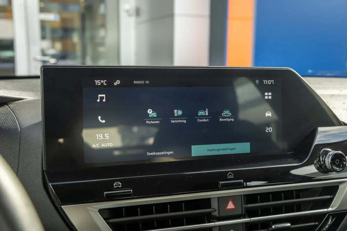 Feel 50 kWh | Apple Carplay/Android Auto | Cruise control | Full-LED koplampen | SOH 90% | Apple Carplay/Android Auto|telefoonintegratie premium | Cruise control | Full-LED koplampen