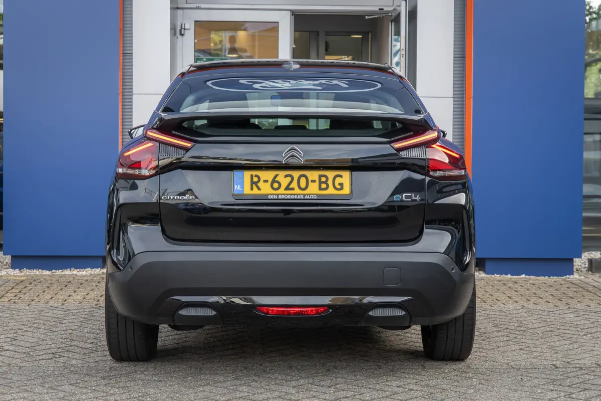 Feel 50 kWh | Apple Carplay/Android Auto | Cruise control | Full-LED koplampen | SOH 90% | Apple Carplay/Android Auto|telefoonintegratie premium | Cruise control | Full-LED koplampen