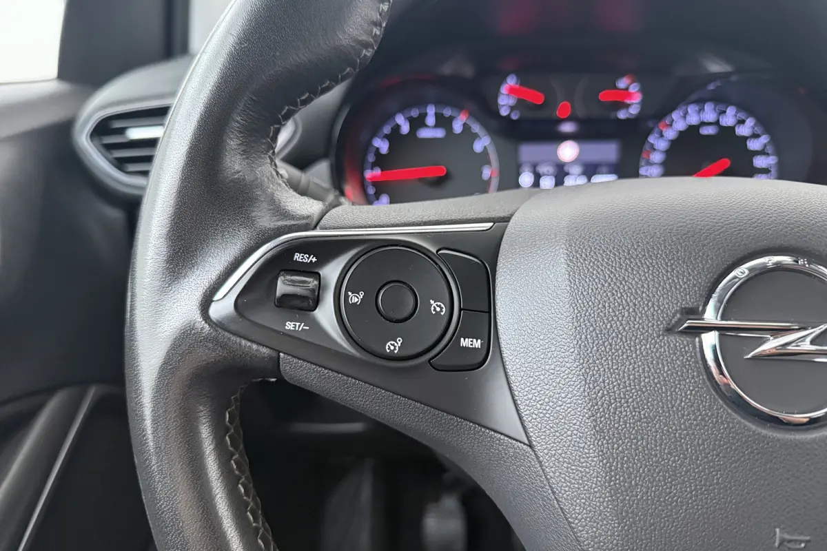 1.2 83 PK Business Carplay Camera Cruise