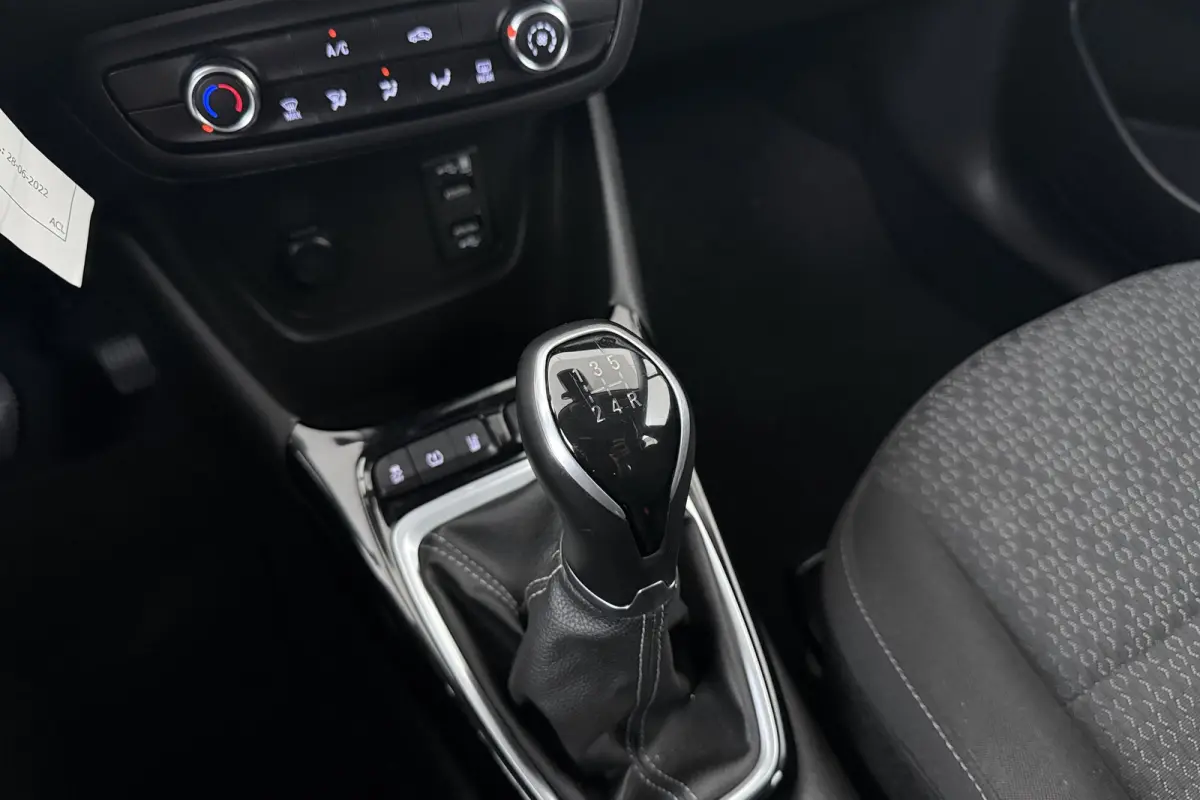1.2 83 PK Business Carplay Camera Cruise