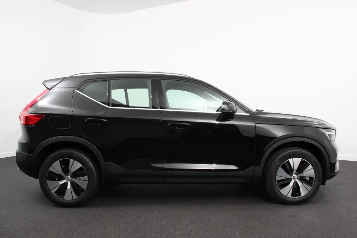 1.5 T5 Plug-in hybrid Plus Bright Navigatie Climate Control Adaptive Cruise Control  18"LMV Camera Parkeer sensoren Led