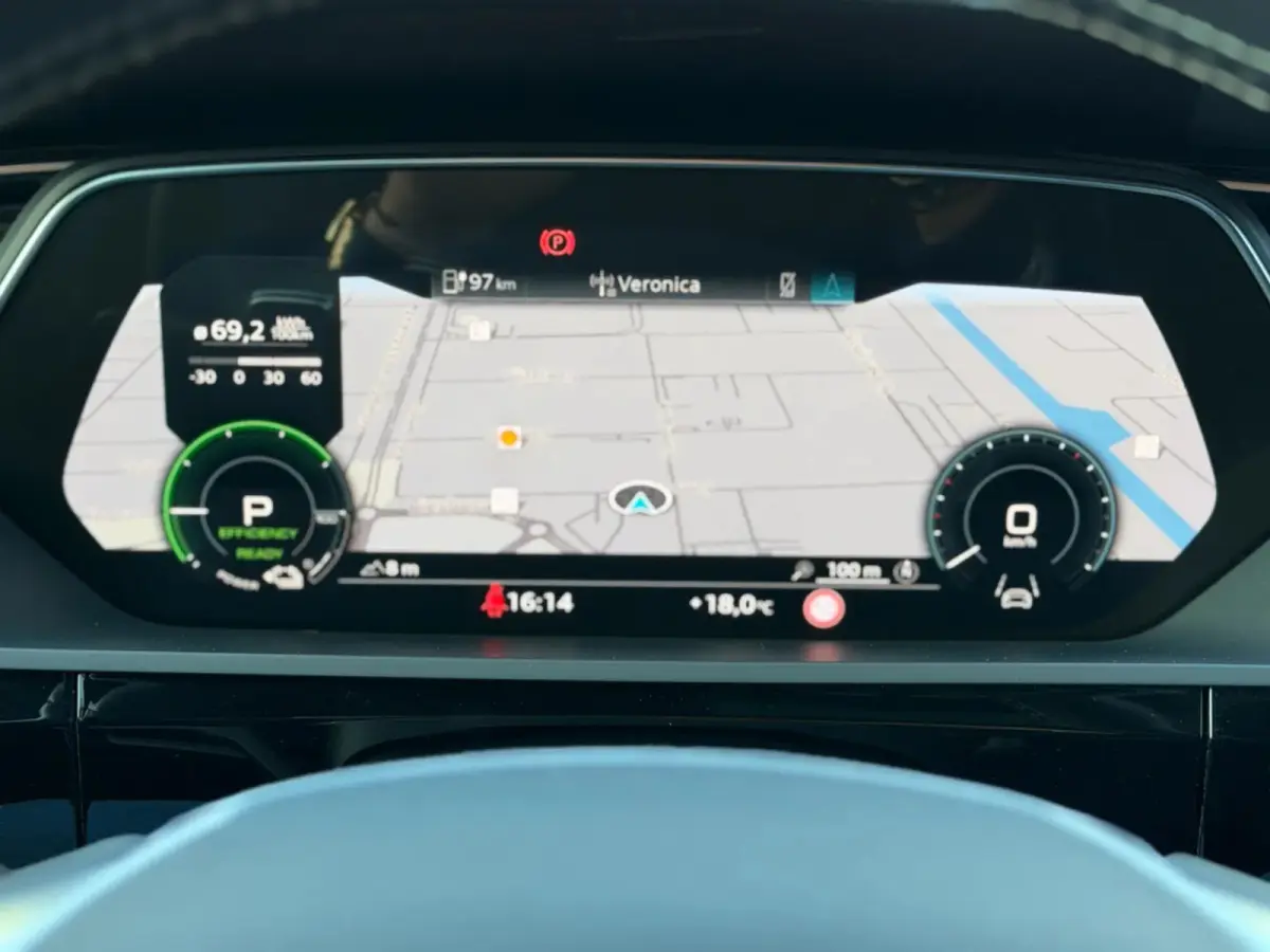 50 quattro S edition 71 kWh SoH 88% (NL-auto, Panorama, StoelV, Bang & Olufsen, Camera, PDC, EtcO)