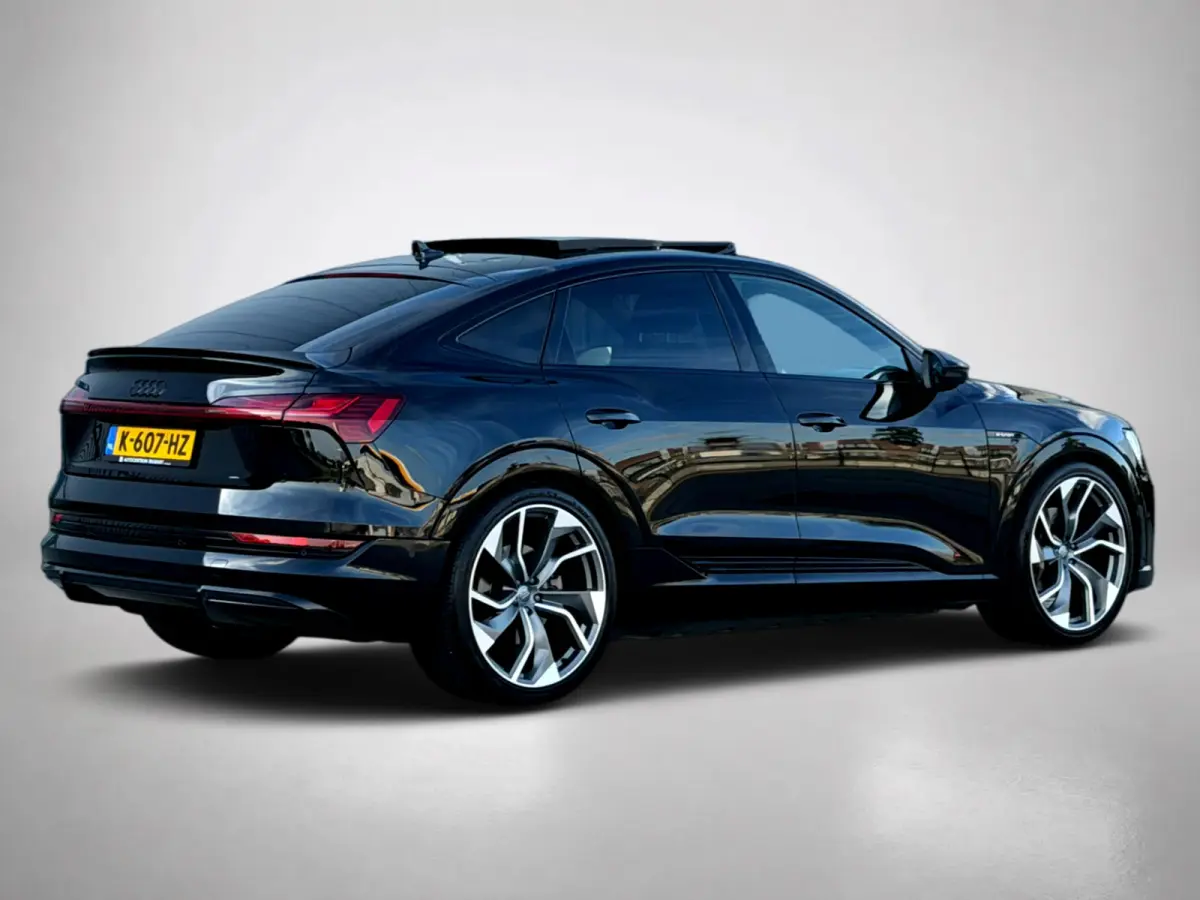50 quattro S edition 71 kWh SoH 88% (NL-auto, Panorama, StoelV, Bang & Olufsen, Camera, PDC, EtcO)