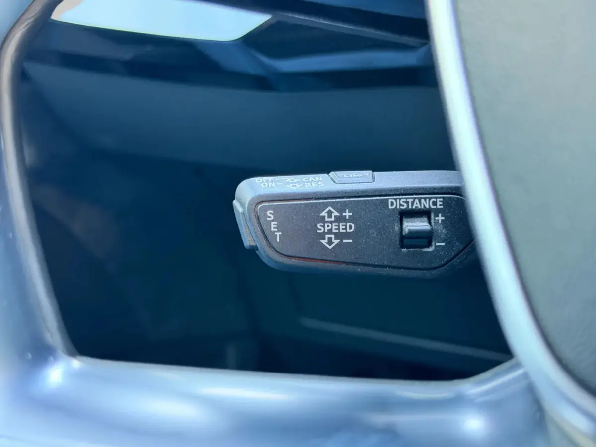 50 quattro S edition 71 kWh SoH 88% (NL-auto, Panorama, StoelV, Bang & Olufsen, Camera, PDC, EtcO)