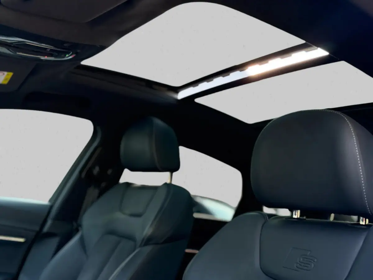 50 quattro S edition 71 kWh SoH 88% (NL-auto, Panorama, StoelV, Bang & Olufsen, Camera, PDC, EtcO)