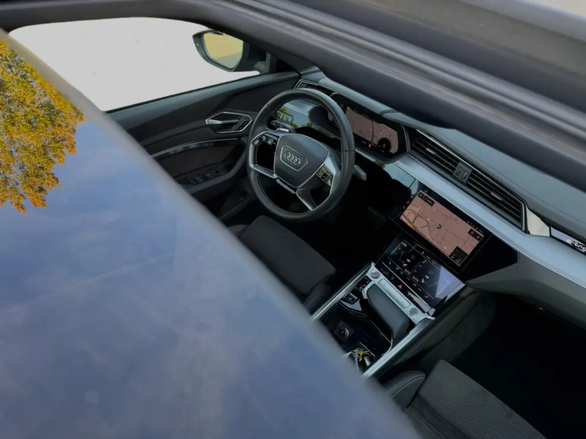 50 quattro S edition 71 kWh SoH 88% (NL-auto, Panorama, StoelV, Bang & Olufsen, Camera, PDC, EtcO)