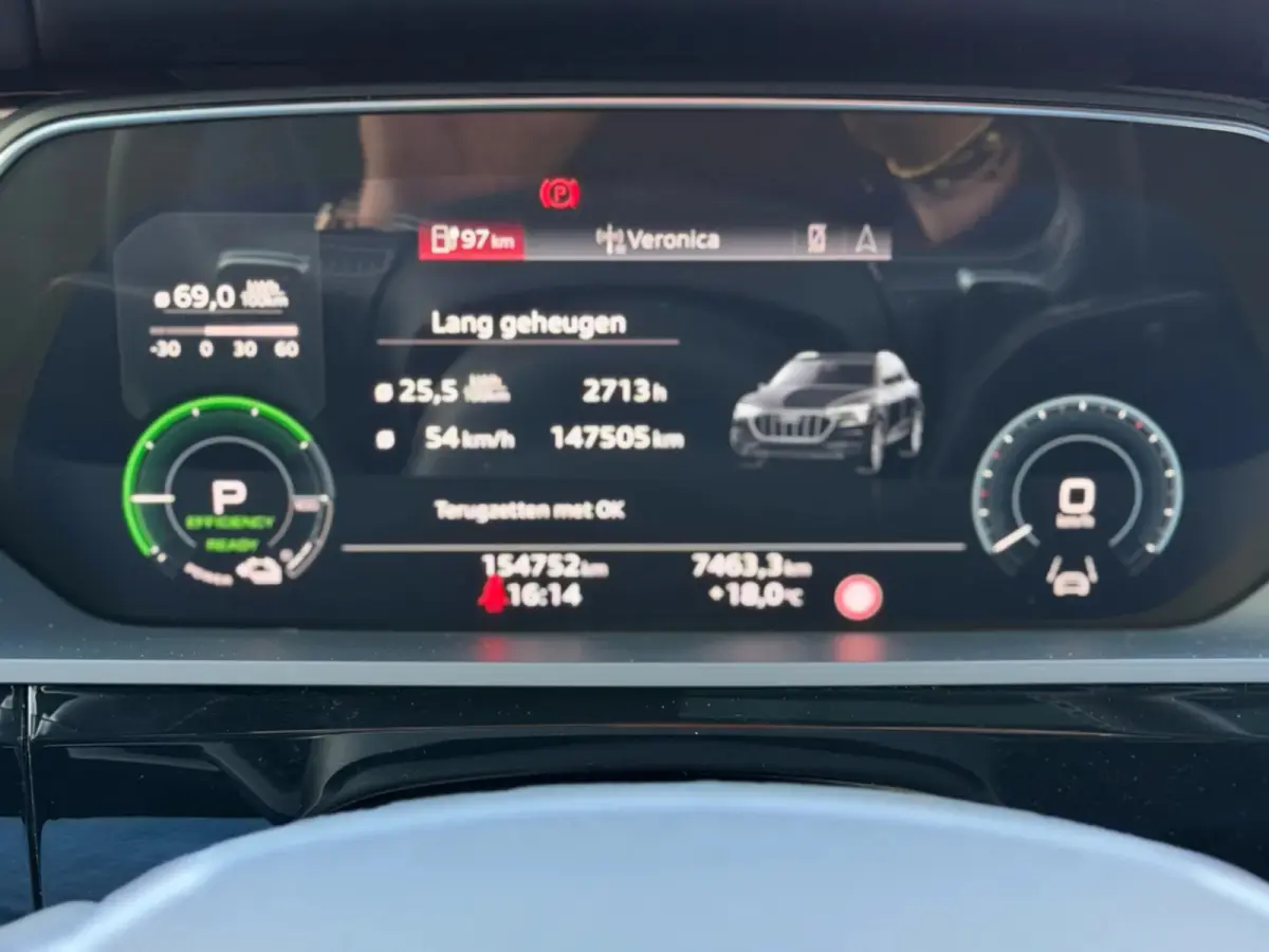 50 quattro S edition 71 kWh SoH 88% (NL-auto, Panorama, StoelV, Bang & Olufsen, Camera, PDC, EtcO)