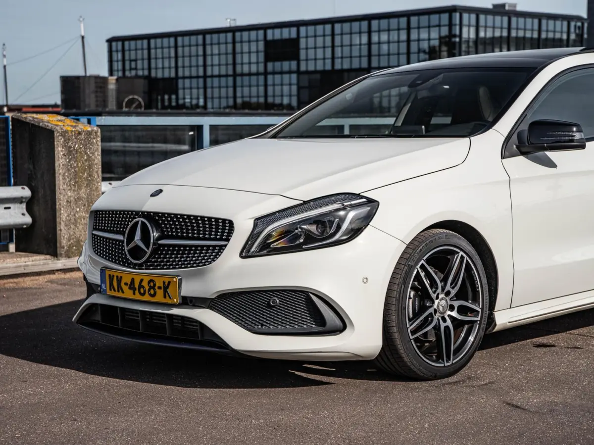200 AMG Night Edition 156 PK AUT | Panoramadak | LED | Camera | Apple Carplay/Android Auto | 18"