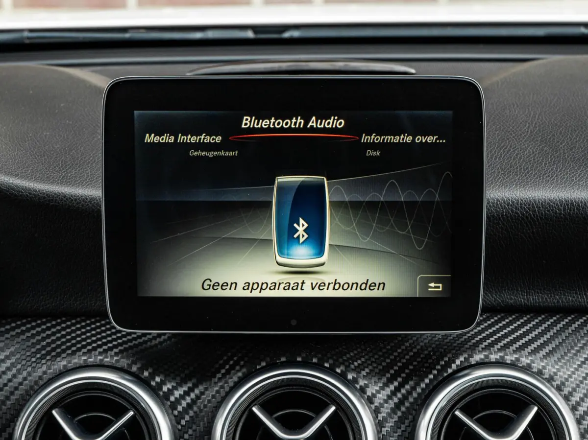 200 AMG Night Edition 156 PK AUT | Panoramadak | LED | Camera | Apple Carplay/Android Auto | 18"