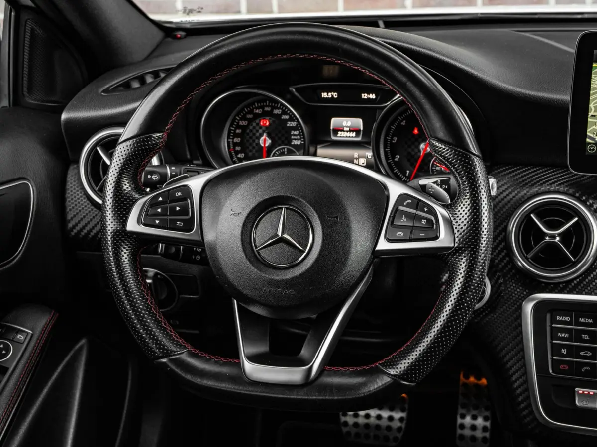 200 AMG Night Edition 156 PK AUT | Panoramadak | LED | Camera | Apple Carplay/Android Auto | 18"