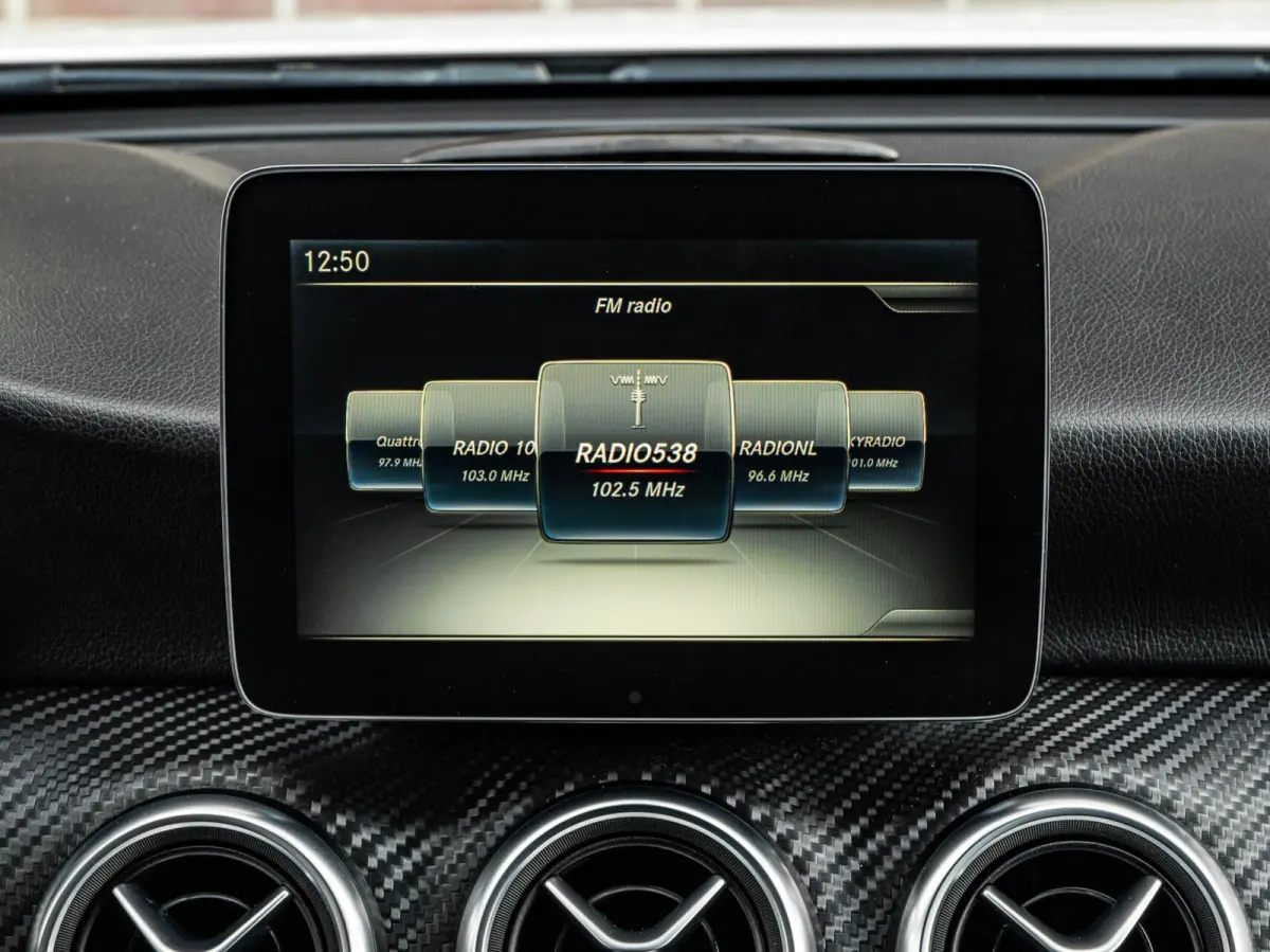 200 AMG Night Edition 156 PK AUT | Panoramadak | LED | Camera | Apple Carplay/Android Auto | 18"