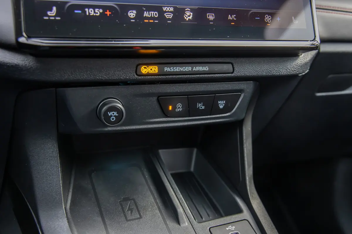 1.0 EcoBoost | ST-Line X | Panorama dak | 360 Camera | B&O | Stoel/Stuur/Vooruitverwarming | Elektrische achterklep | Adaptive Cruise | Achteruitrijcamera | Apple Carplay/Android Auto|telefo