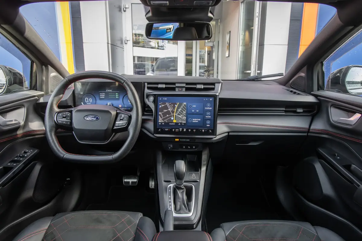 1.0 EcoBoost | ST-Line X | Panorama dak | 360 Camera | B&O | Stoel/Stuur/Vooruitverwarming | Elektrische achterklep | Adaptive Cruise | Achteruitrijcamera | Apple Carplay/Android Auto|telefo