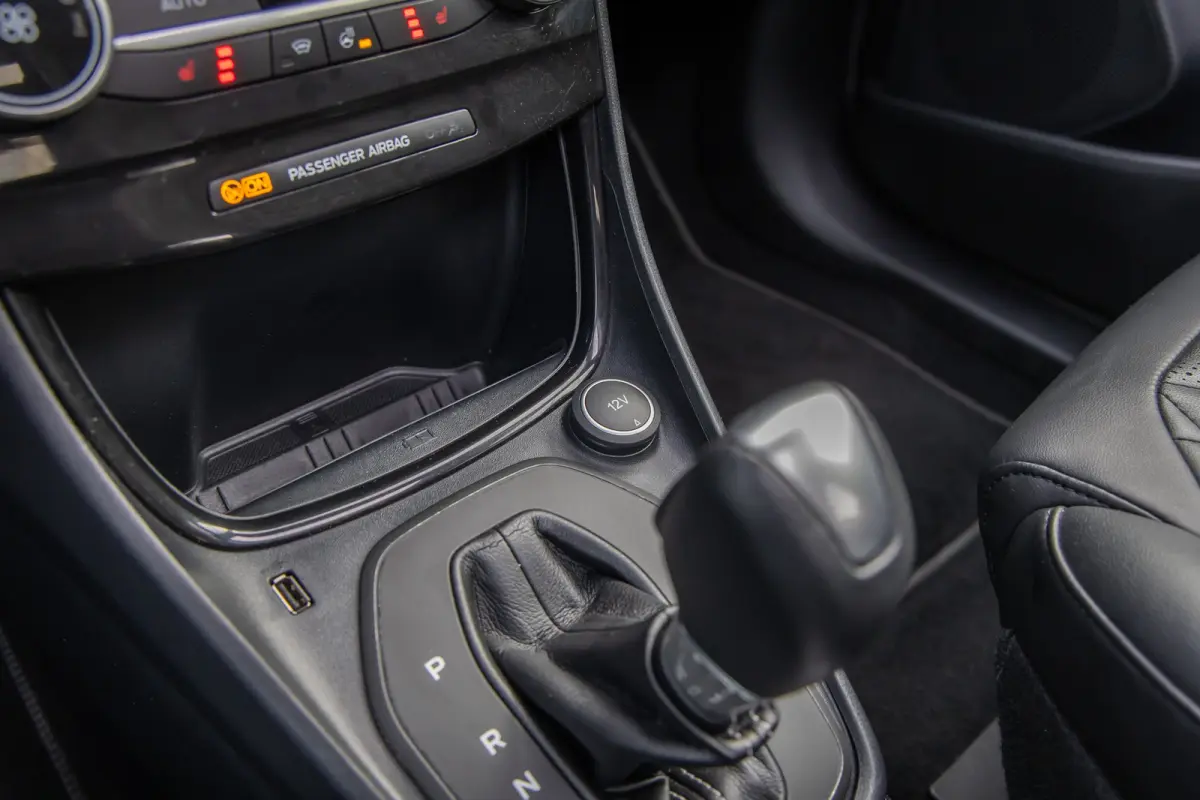 1.0 EcoBoost ST-Line X Vignale | Pano | Apple Carplay/Android Auto | B&O | Cruise control adaptief | Dodehoekdetectie | Elektrisch bedienbare achterklep | Elektrisch glazen panorama-dak | Ap