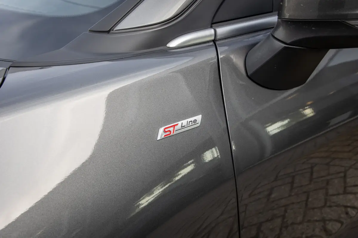 1.0 EcoBoost ST-Line X Vignale | Pano | Apple Carplay/Android Auto | B&O | Cruise control adaptief | Dodehoekdetectie | Elektrisch bedienbare achterklep | Elektrisch glazen panorama-dak | Ap