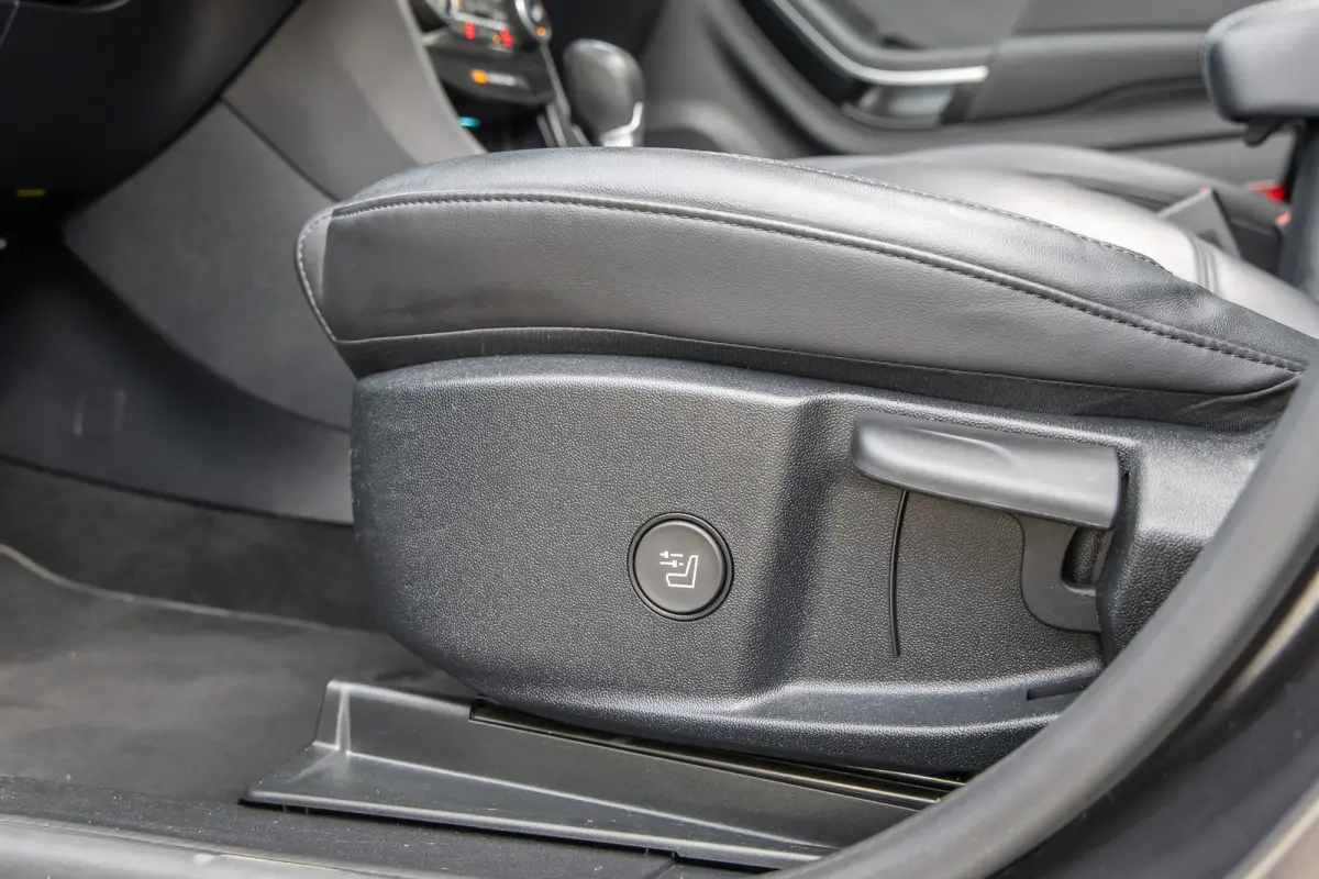 1.0 EcoBoost ST-Line X Vignale | Pano | Apple Carplay/Android Auto | B&O | Cruise control adaptief | Dodehoekdetectie | Elektrisch bedienbare achterklep | Elektrisch glazen panorama-dak | Ap