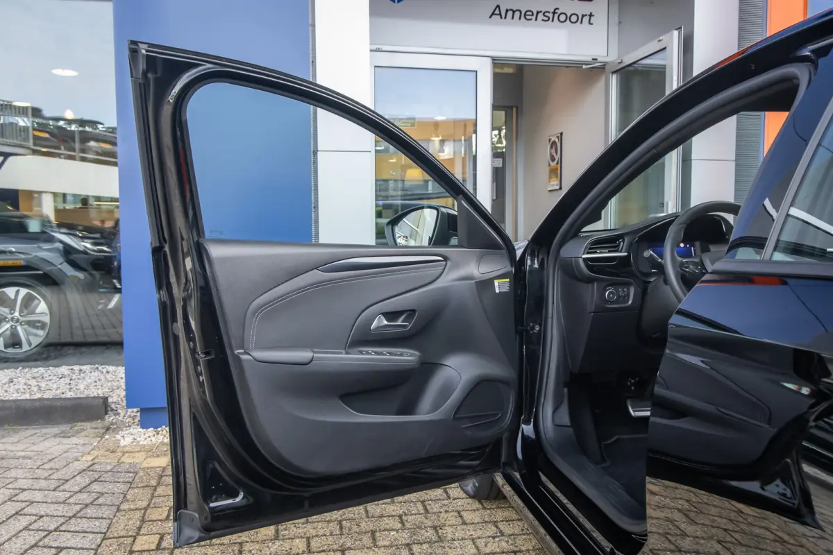 1.2 Turbo Hybrid GS | Apple Carplay/Android Auto | Achteruitrijcamera | Cruise control | Parkeersensoren voor + achter | | Achteruitrijcamera | Airco | Apple Carplay/Android Auto|telefoonint