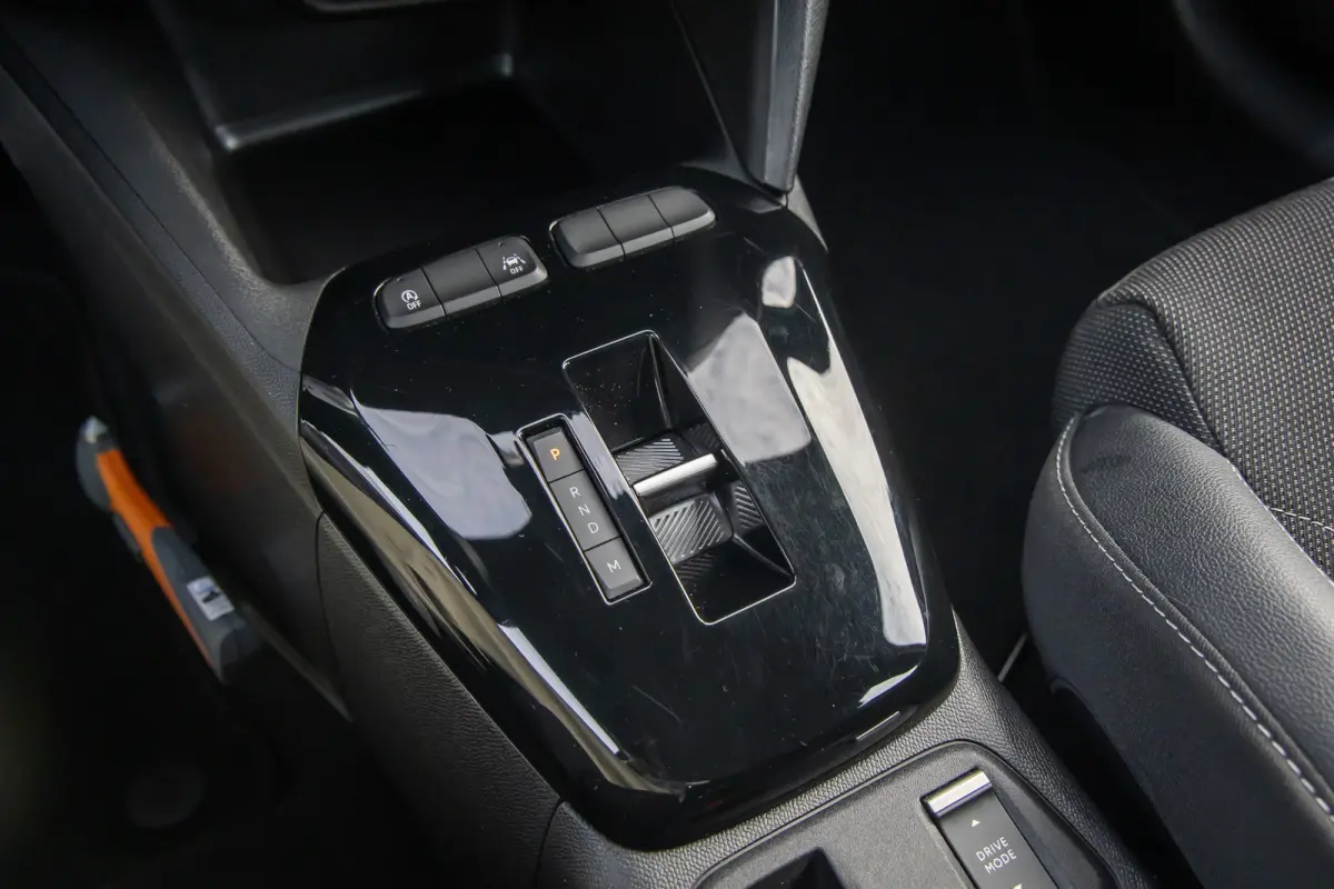 1.2 Turbo Hybrid GS | Apple Carplay/Android Auto | Achteruitrijcamera | Cruise control | Parkeersensoren voor + achter | | Achteruitrijcamera | Airco | Apple Carplay/Android Auto|telefoonint