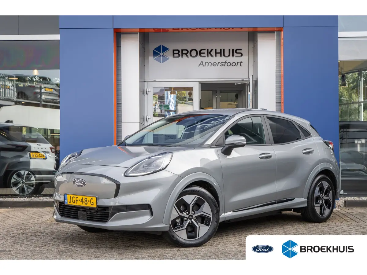 44 kWh | Camera | Stoel/stuur/voorruit verwarming | Apple Carplay/Android Auto | Full-LED | Digitaal dashboard | Nieuwstaat! | Achteruitrijcamera | Apple Carplay/Android Auto|telefoonintegra