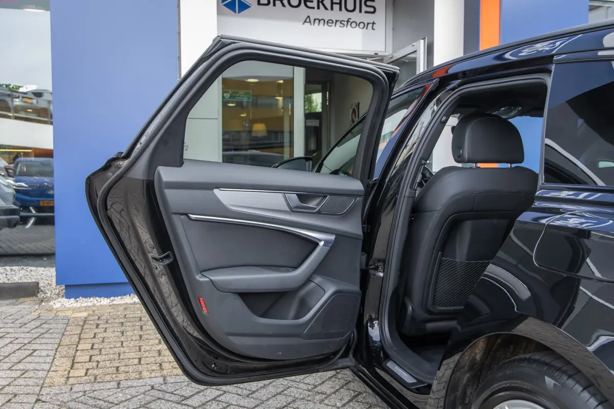 55 TFSI e 367 PK quattro Competition S-Line | Adap. Cruise | Camera | Apple Carplay | Stoelverwarming | Elek. Klep | Adap. Cruise | Camera | Apple Carplay | Stoelverwarming | Elek. Klep | Cr