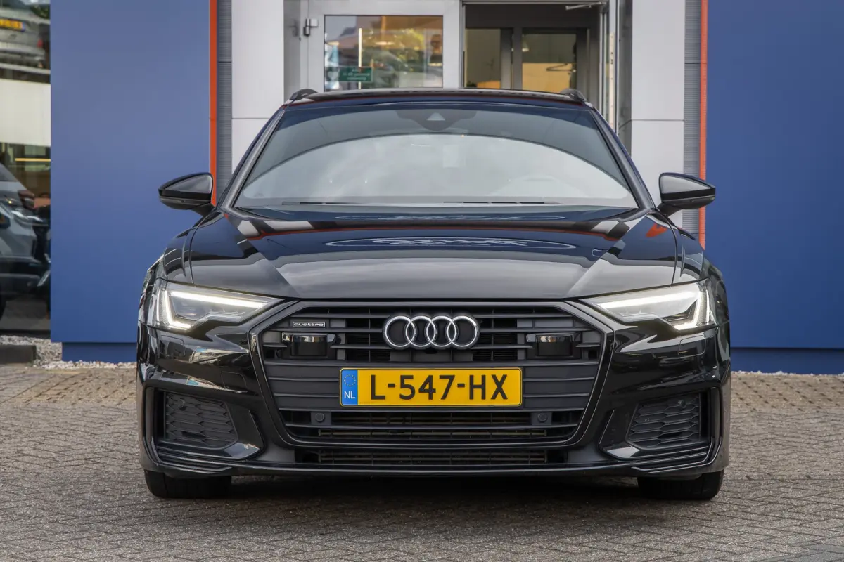 55 TFSI e 367 PK quattro Competition S-Line | Adap. Cruise | Camera | Apple Carplay | Stoelverwarming | Elek. Klep | Adap. Cruise | Camera | Apple Carplay | Stoelverwarming | Elek. Klep | Cr