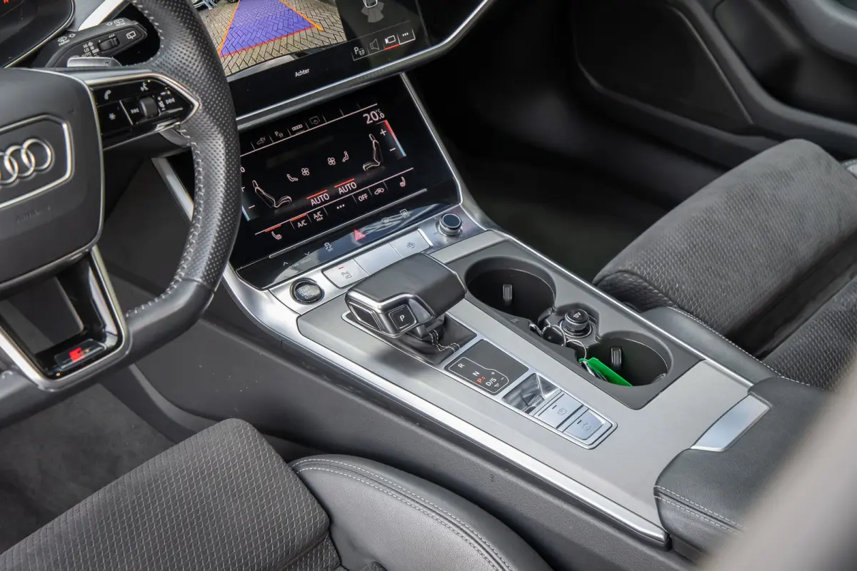 55 TFSI e 367 PK quattro Competition S-Line | Adap. Cruise | Camera | Apple Carplay | Stoelverwarming | Elek. Klep | Adap. Cruise | Camera | Apple Carplay | Stoelverwarming | Elek. Klep | Cr