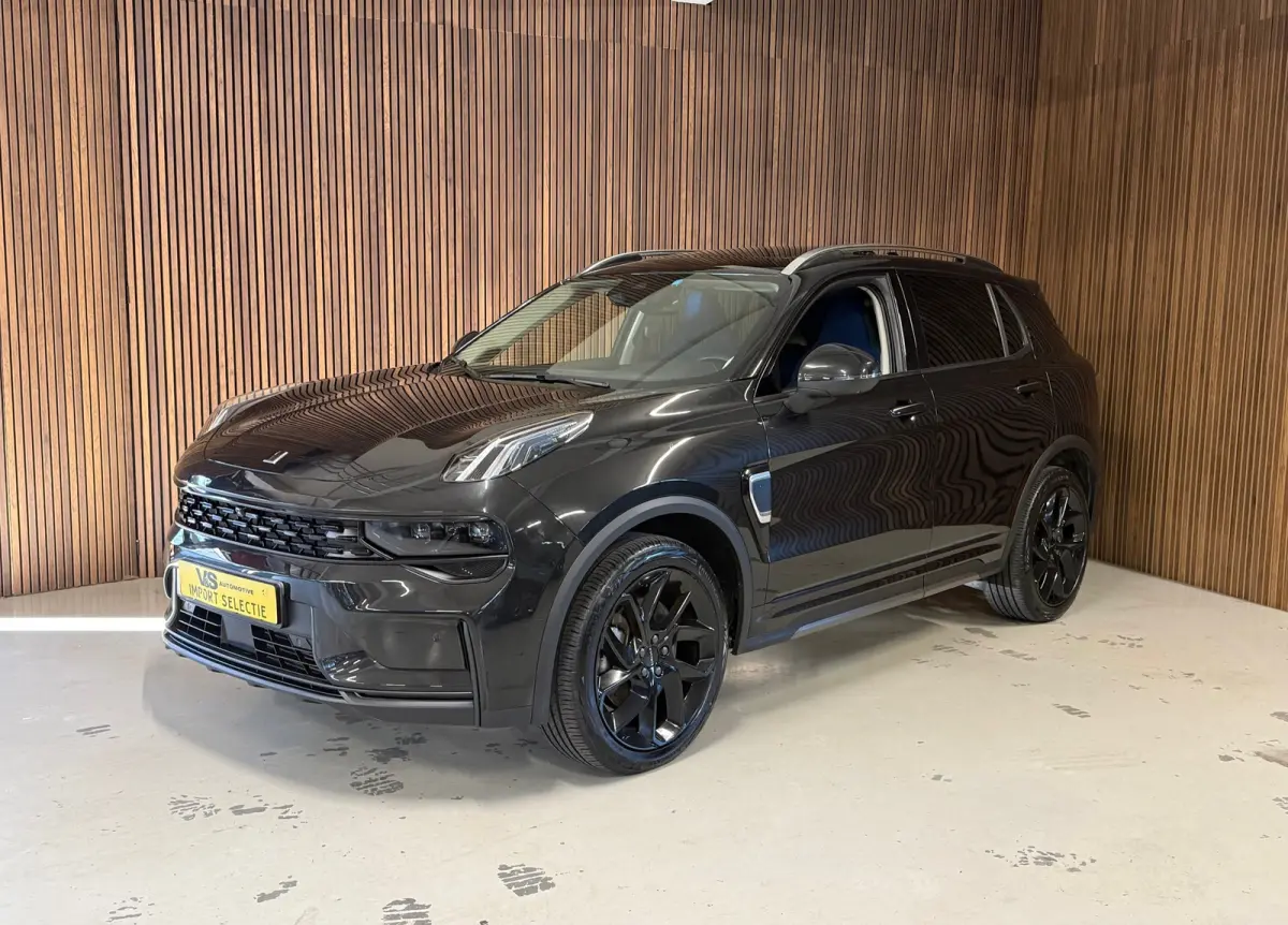 1.5 PHEV - Black Line