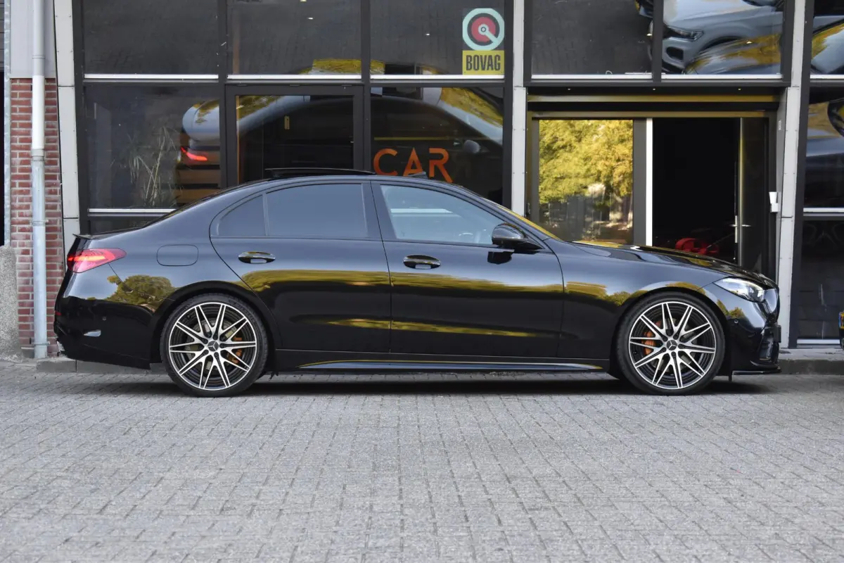 300 4MATIC AMG Pano 360C Keyless 20" Trekhaak