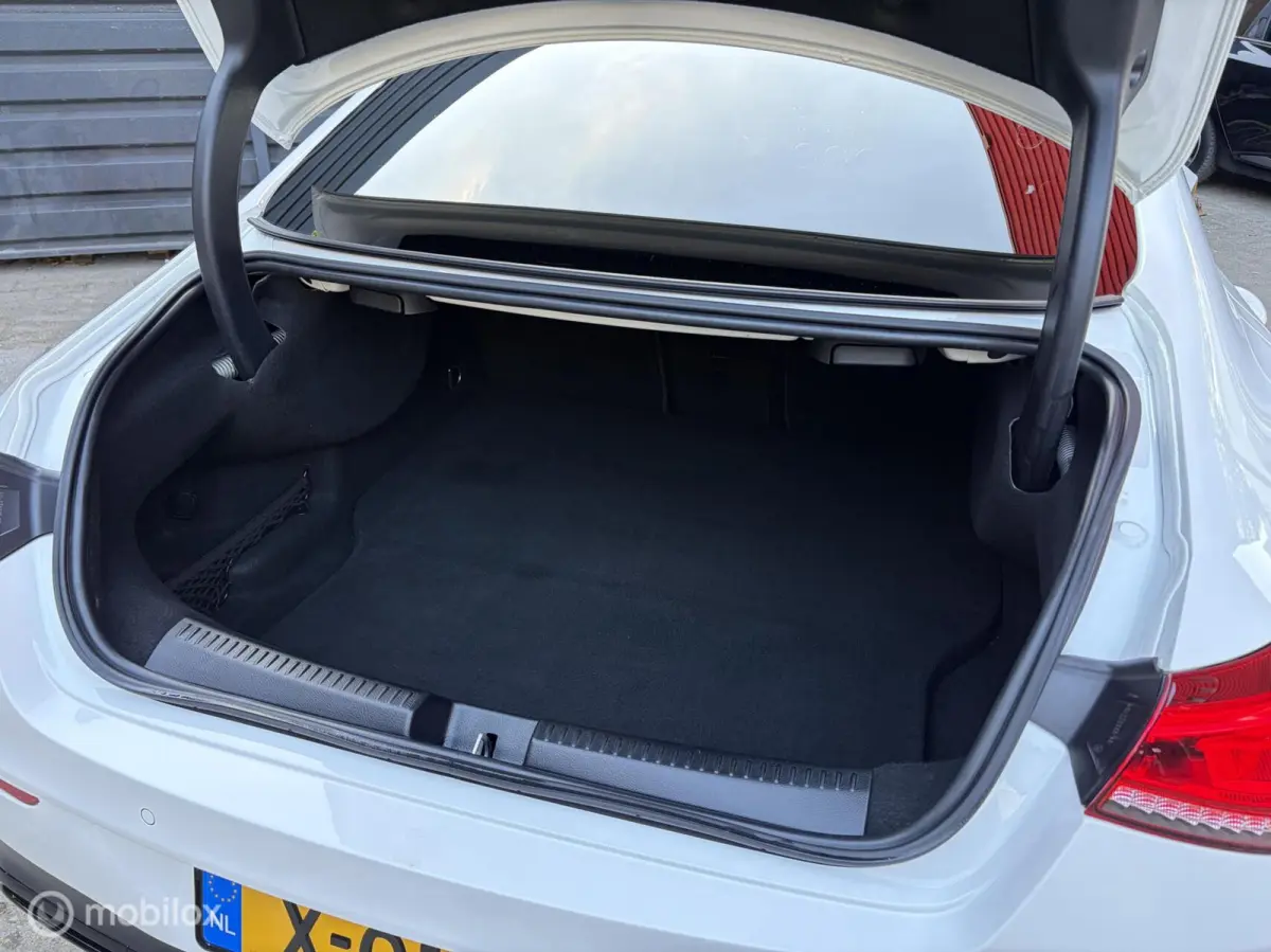 250 e AMG Line|SOH 100%|1EIGCRUISE|PANO|