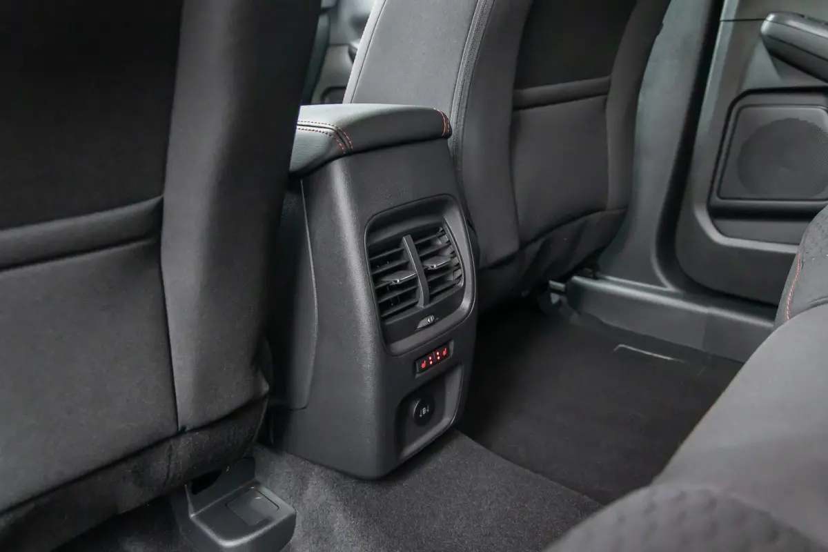 2.5 PHEV ST-Line | Trekhaak | Adaptvie Cruisee | BLIS | 360 Camera | Winter Pack
