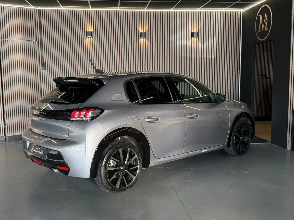 GT 1.2 PureTech|3x GT|KEYLESS|CAMERA 360|DIGITAL 3D DASH|STOELVERW|SFEERVERL|HALF LEDER|CARPLAY