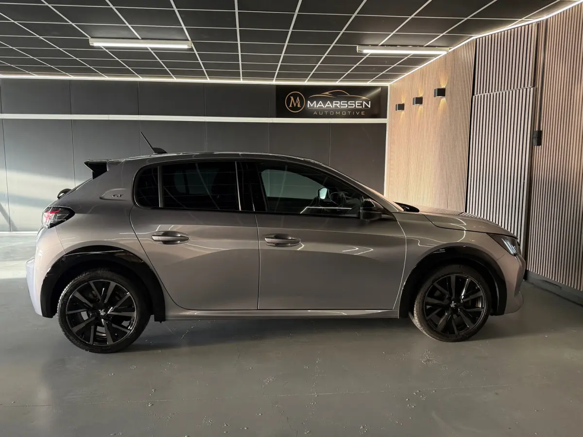 GT 1.2 PureTech|3x GT|KEYLESS|CAMERA 360|DIGITAL 3D DASH|STOELVERW|SFEERVERL|HALF LEDER|CARPLAY