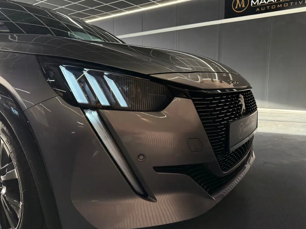 GT 1.2 PureTech|3x GT|KEYLESS|CAMERA 360|DIGITAL 3D DASH|STOELVERW|SFEERVERL|HALF LEDER|CARPLAY