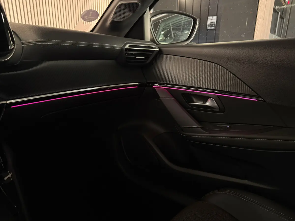 GT 1.2 PureTech|3x GT|KEYLESS|CAMERA 360|DIGITAL 3D DASH|STOELVERW|SFEERVERL|HALF LEDER|CARPLAY