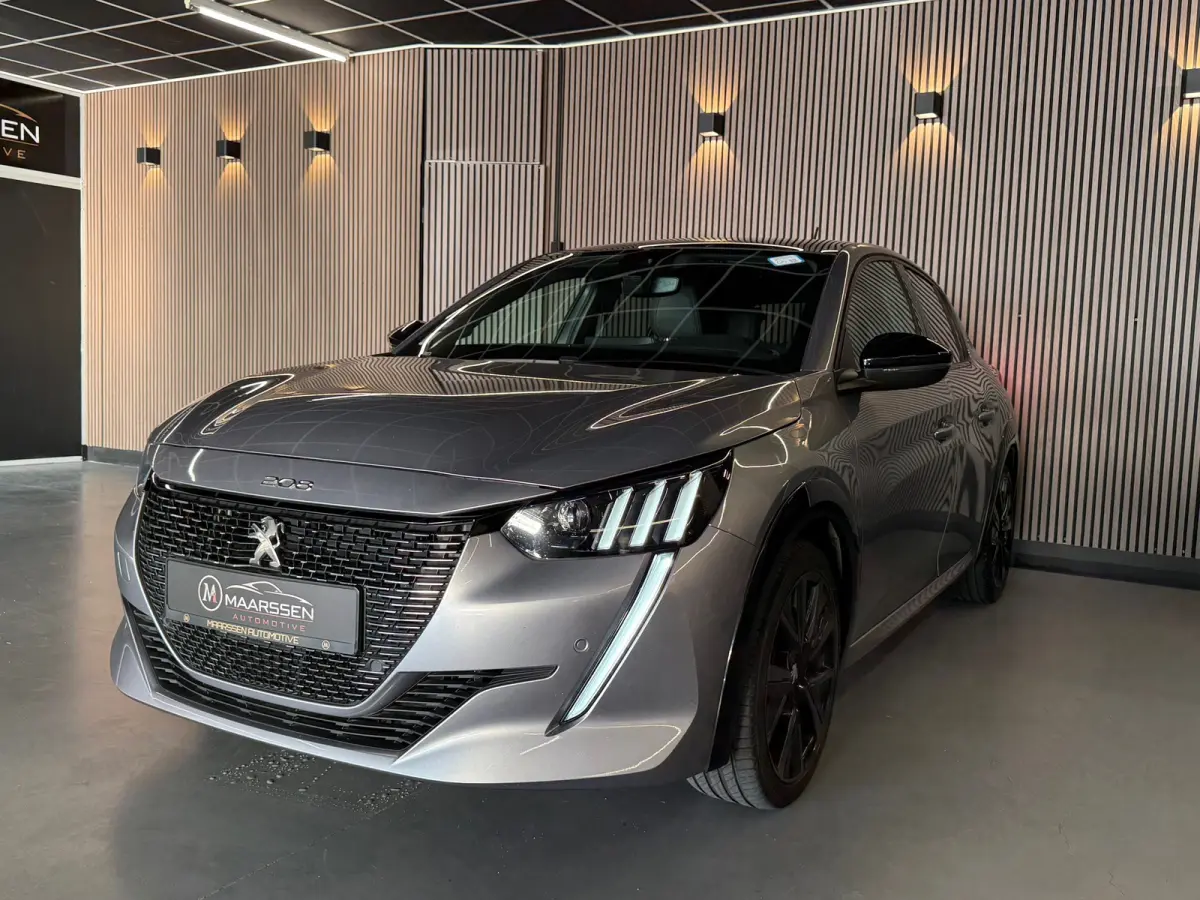 GT 1.2 PureTech|3x GT|KEYLESS|CAMERA 360|DIGITAL 3D DASH|STOELVERW|SFEERVERL|HALF LEDER|CARPLAY