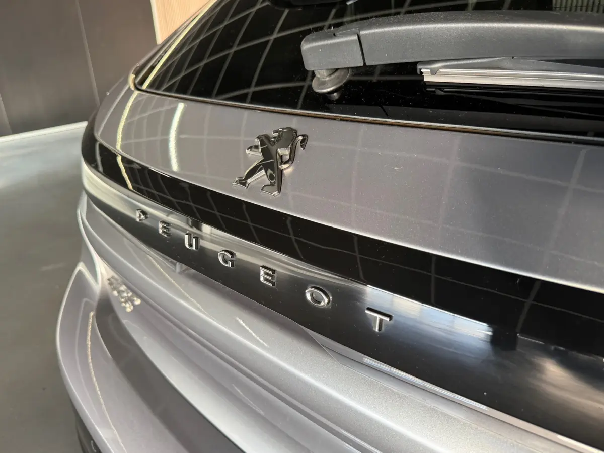GT 1.2 PureTech|3x GT|KEYLESS|CAMERA 360|DIGITAL 3D DASH|STOELVERW|SFEERVERL|HALF LEDER|CARPLAY